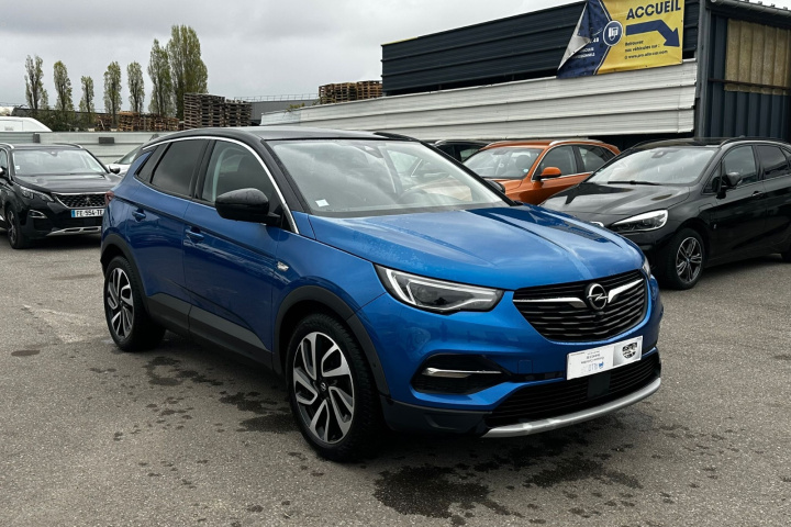 OPEL GRANDLAND X