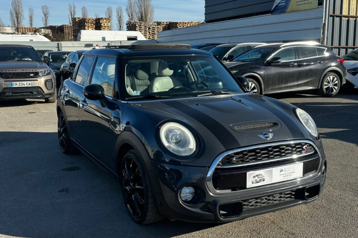 MINI HATCH 5 PORTES