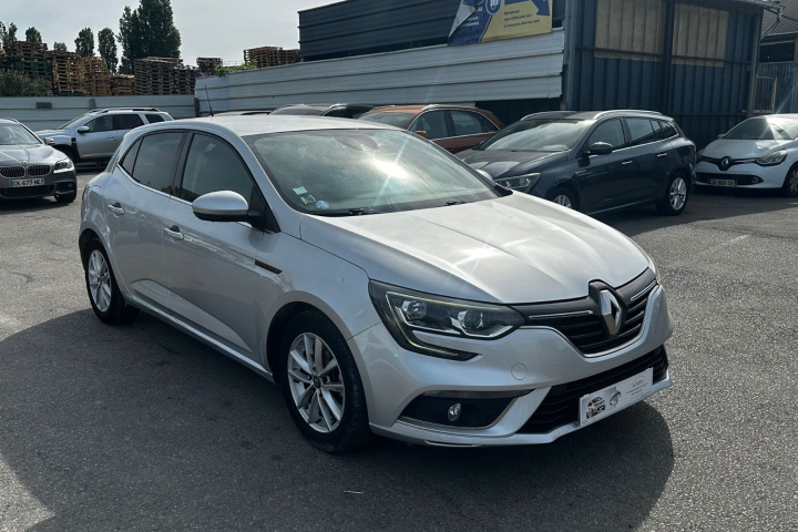 RENAULT MEGANE IV BERLINE