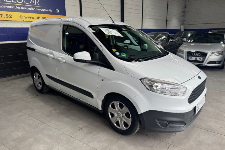 FORD TRANSIT COURIER FOURGON