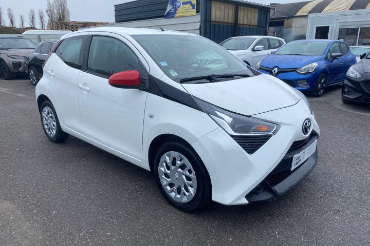 TOYOTA AYGO