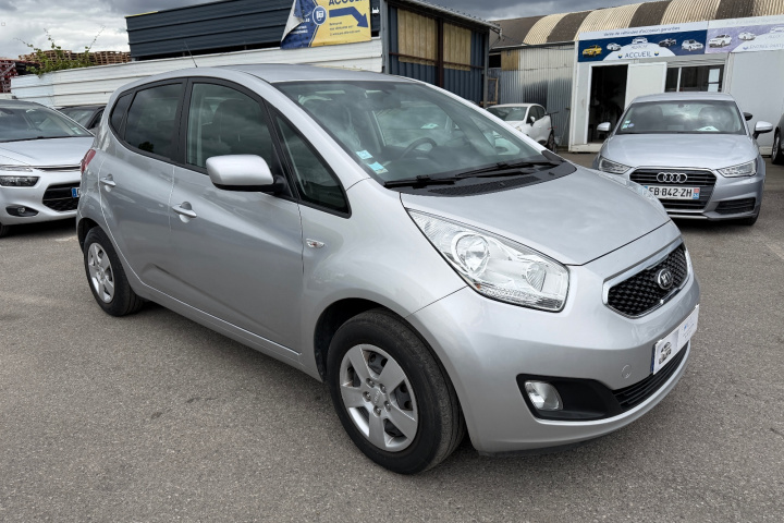 KIA VENGA