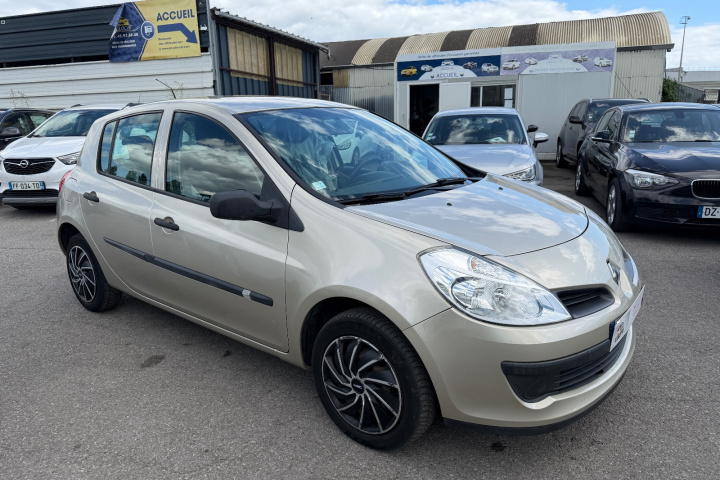 RENAULT CLIO III