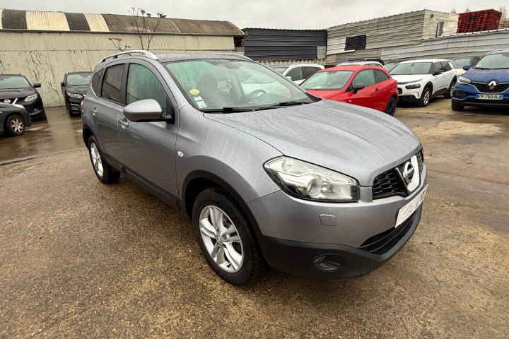 NISSAN QASHQAI+2