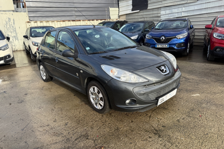 PEUGEOT 206+
