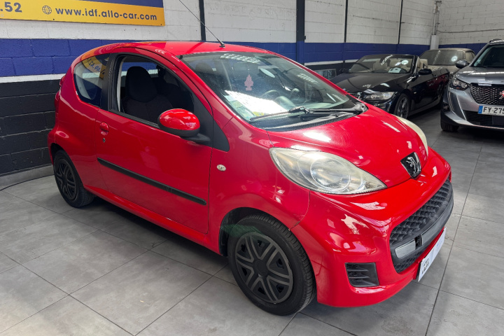 PEUGEOT 107