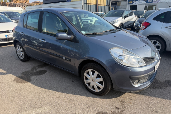RENAULT CLIO III