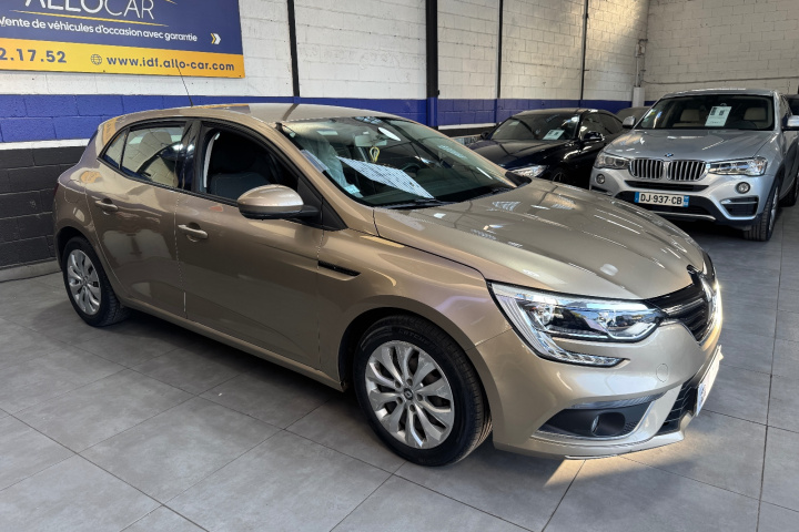 RENAULT MEGANE IV BERLINE