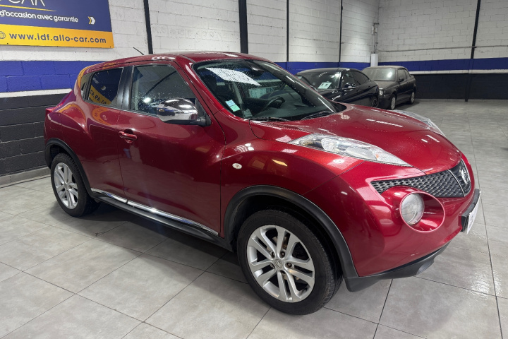 NISSAN JUKE