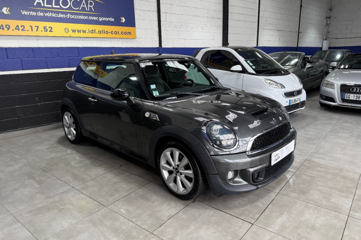 MINI HATCH R56