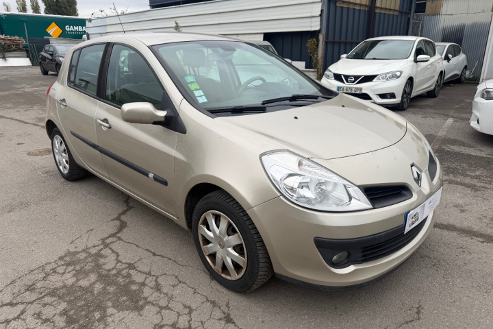 RENAULT CLIO III