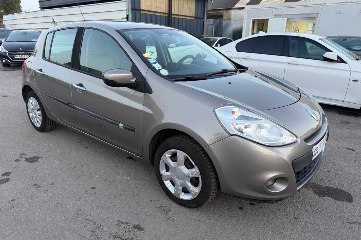 RENAULT CLIO III