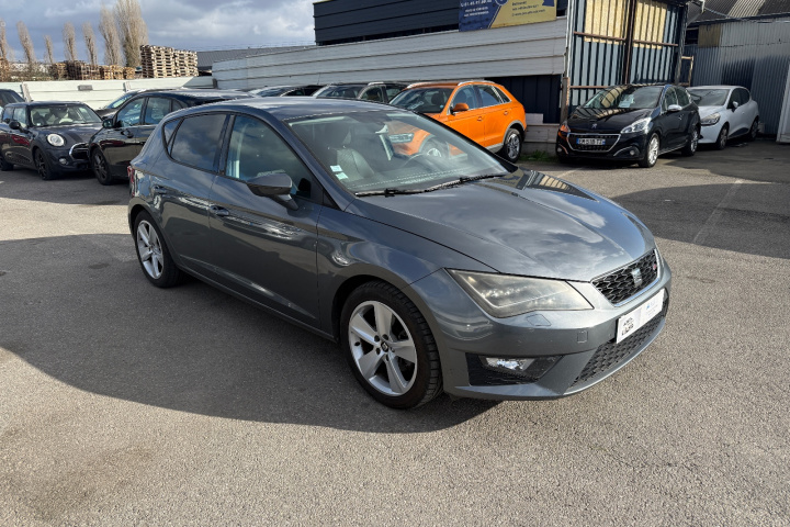 SEAT LEON