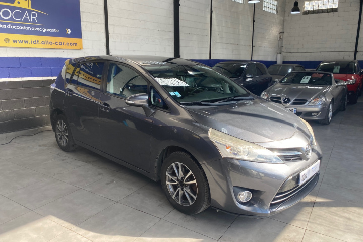 TOYOTA VERSO LCA