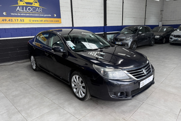 RENAULT LATITUDE