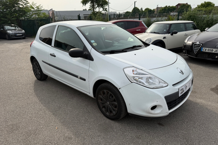 RENAULT CLIO III